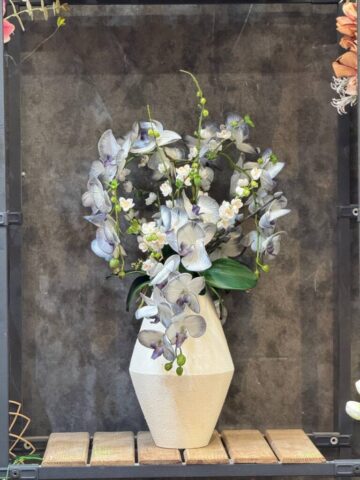 دیزاین ارکیده چرمی